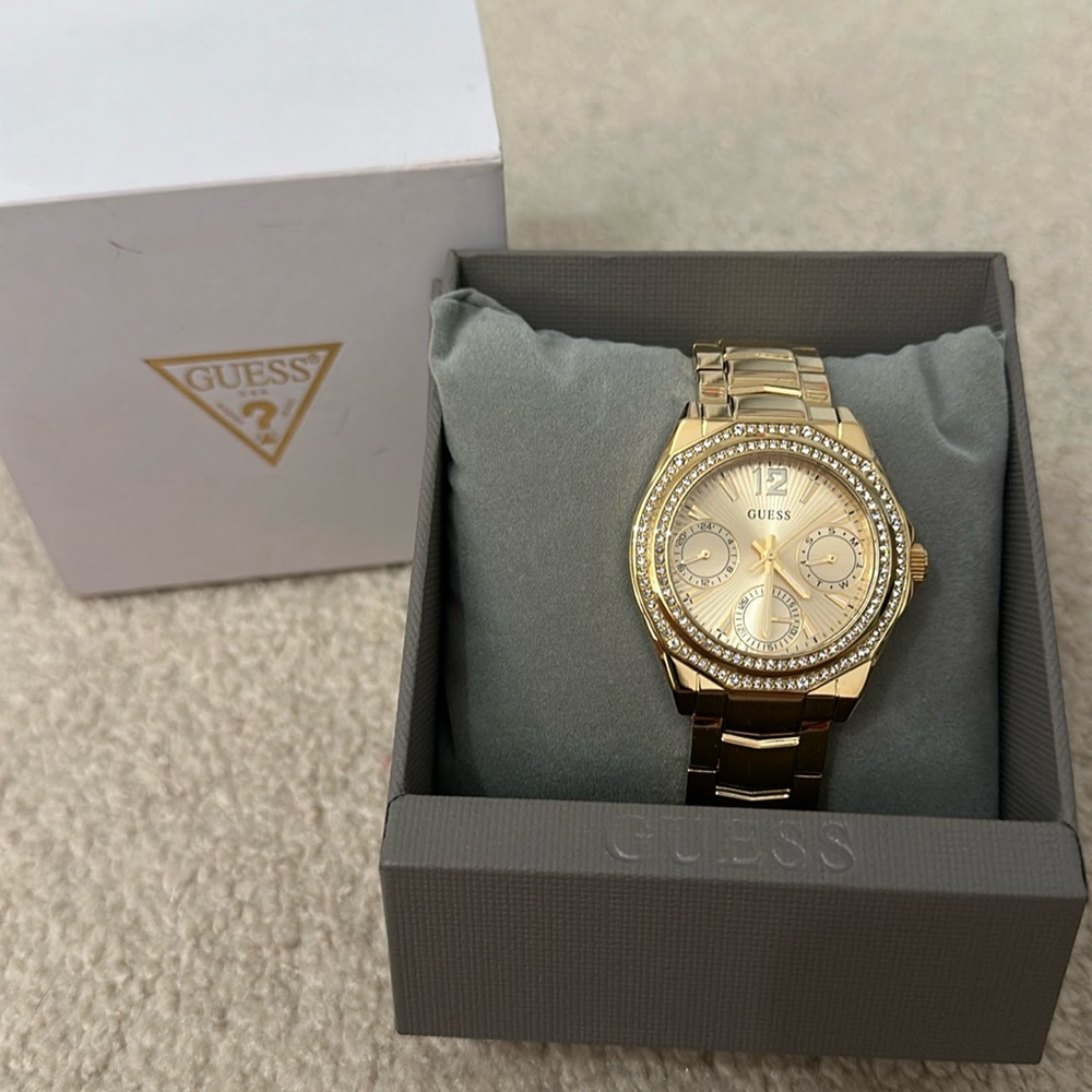 guess gold watch